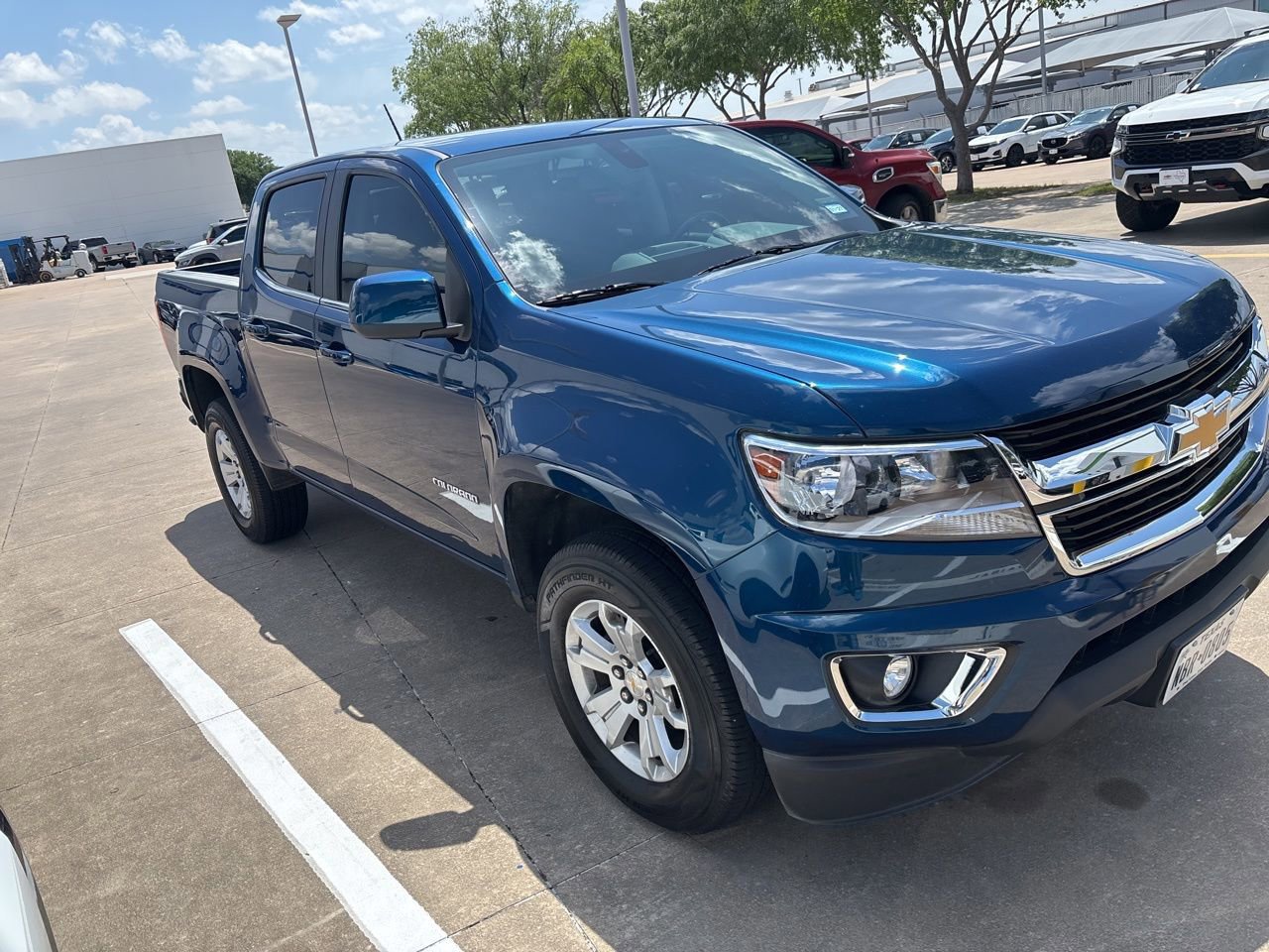 Used 2020 Chevrolet Colorado LT w/ LT Convenience Package RWD image 2
