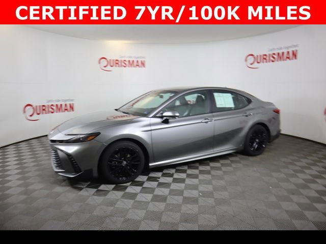 Used 2025 Toyota Camry SE FWD image 5