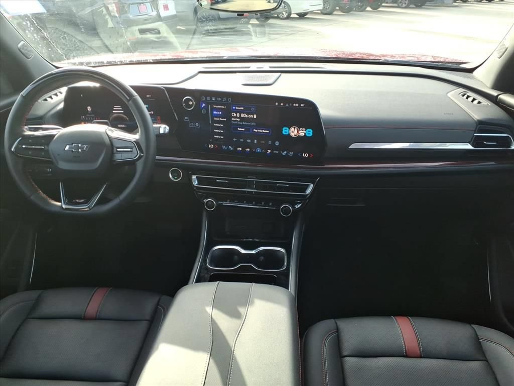 Used 2025 Chevrolet Traverse RS w/ LPO, Floor Liner Package FWD image 14