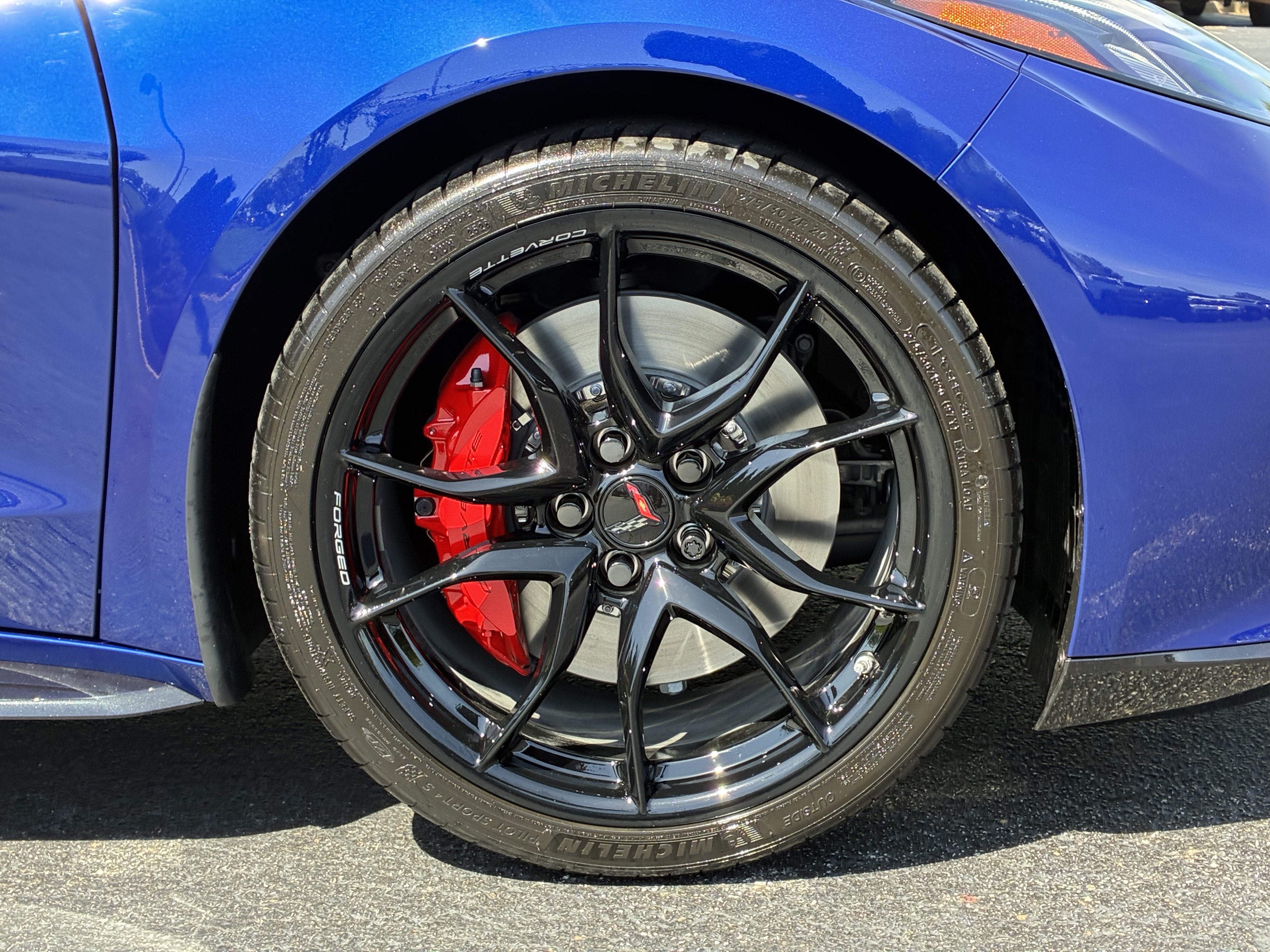 New 2027 Chevrolet Corvette Grand Sport w/ Z52 Sport Performance Package RWD image 7