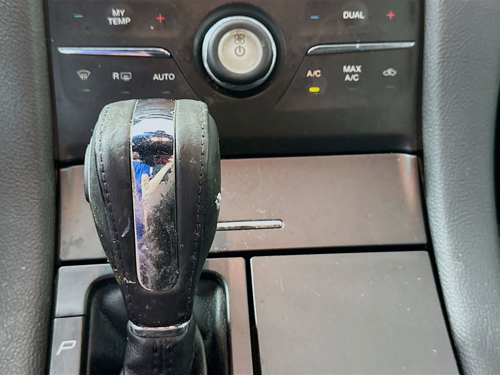 Used 2015 Ford Taurus SEL w/ Equipment Group 201A image 14