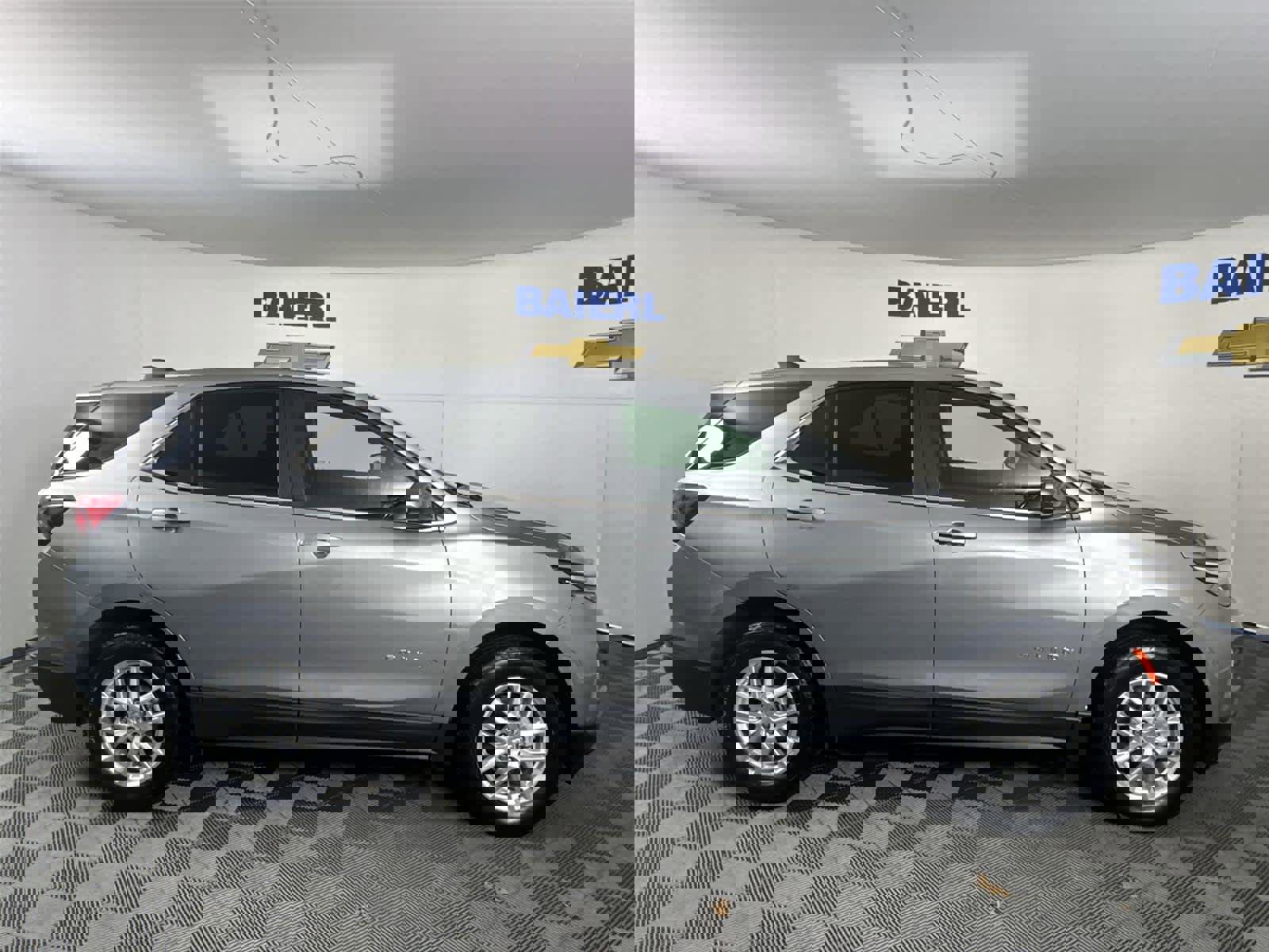 Used 2023 Chevrolet Equinox LT image 6