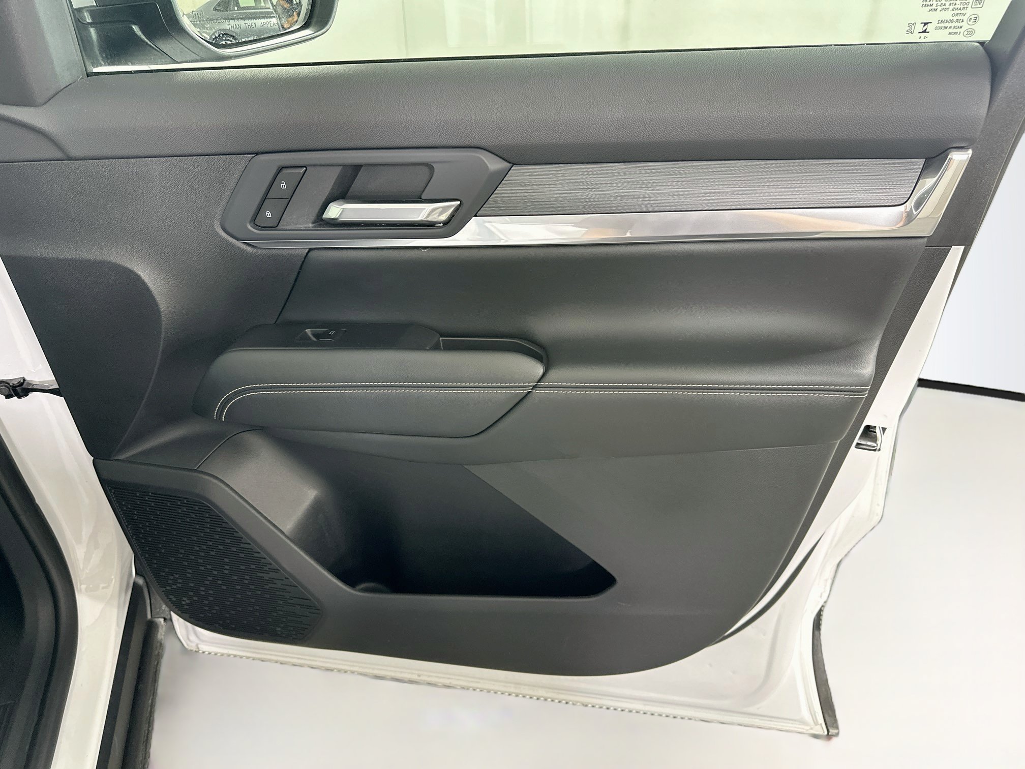 Used 2026 GMC Terrain Elevation FWD image 32