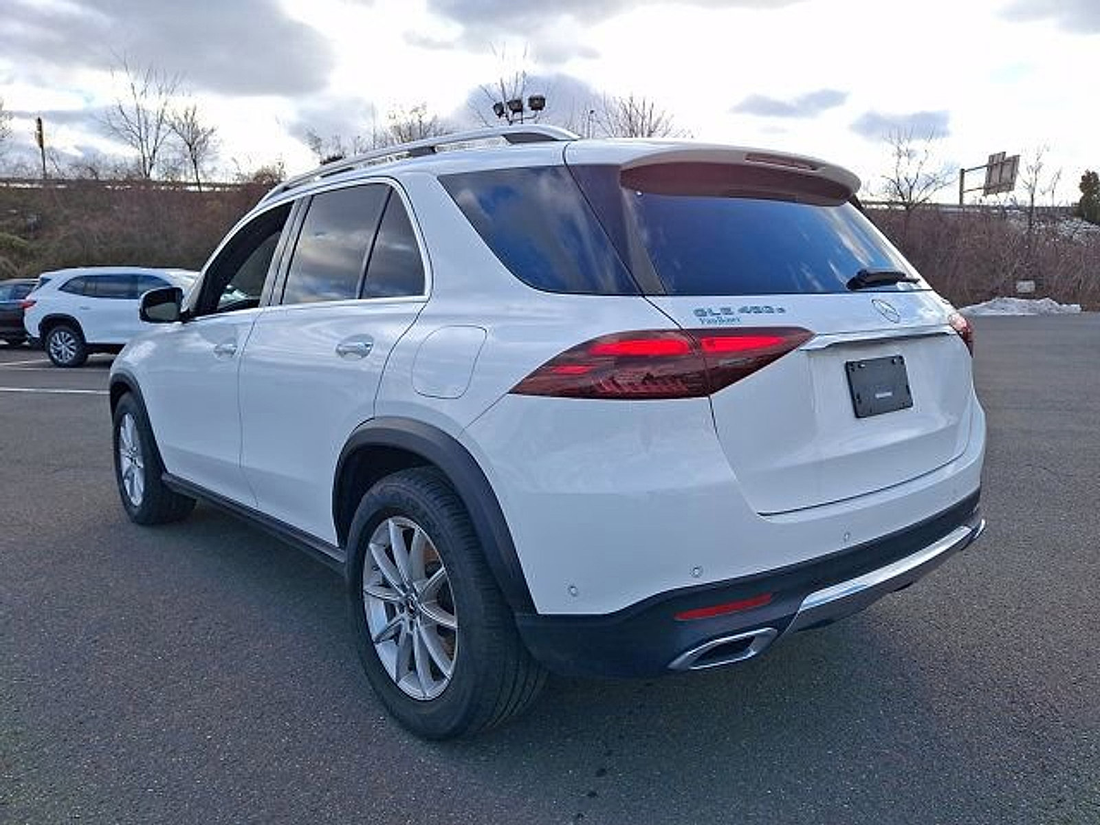 Certified 2024 Mercedes-Benz GLE 450e 4MATIC image 4