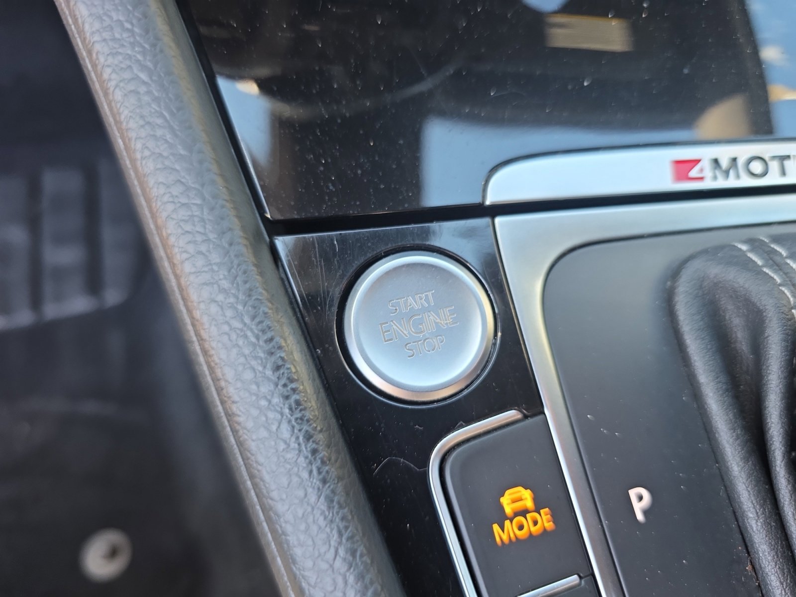 Used 2016 Volkswagen Golf 4-Door image 30