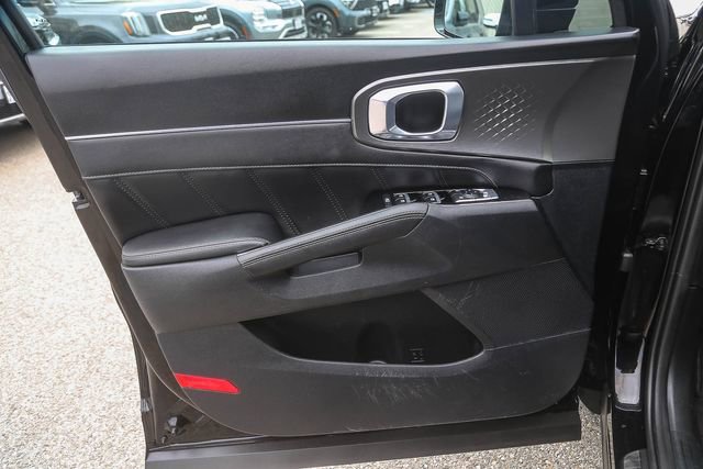 Used 2023 Kia Sorento SX FWD image 22