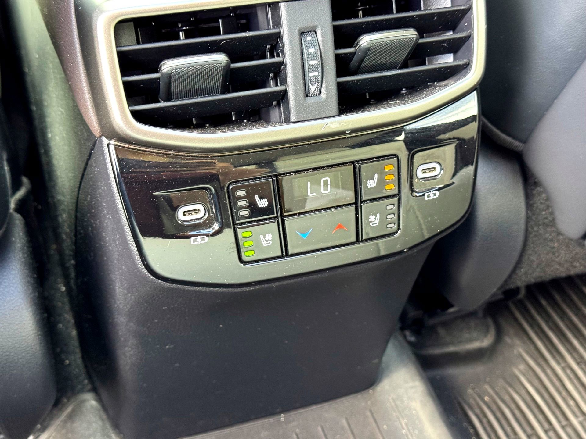 Used 2023 Lexus RX 350 FWD w/ Cold Area Package image 22