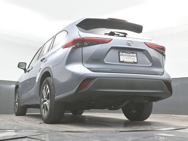 Used 2021 Toyota Highlander XLE FWD image 49