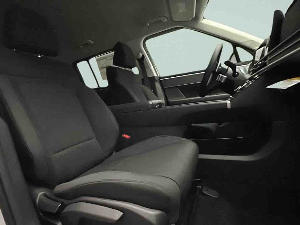 New 2026 Hyundai Santa Fe SE AWD/4WD image 16