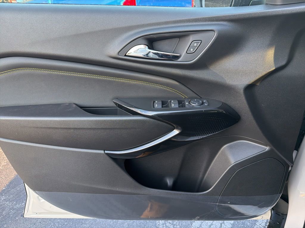 New 2026 Chevrolet Trax ACTIV w/ Sunroof Package image 20