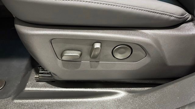 Used 2024 GMC Hummer EV 3X image 12