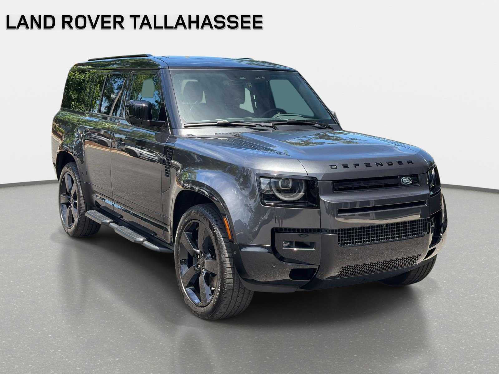 New 2026 Land Rover Defender 130 X-Dynamic SE AWD/4WD image 3