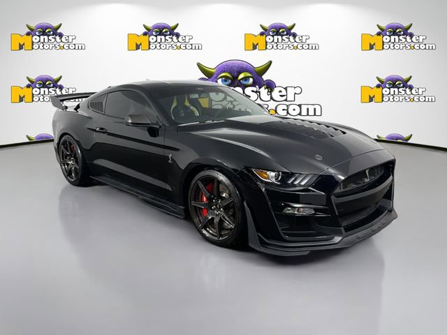Used 2021 Ford Mustang Shelby GT500 w/ Carbon Fibre Track Pack RWD image 3