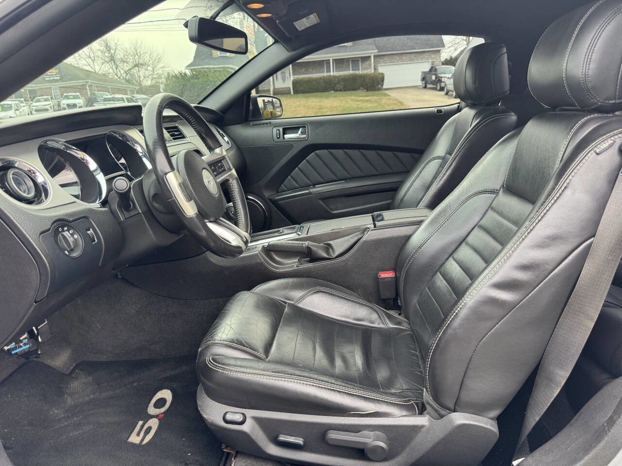 Used 2013 Ford Mustang GT Premium w/ GT Coupe Accessory Pkg 5 image 13