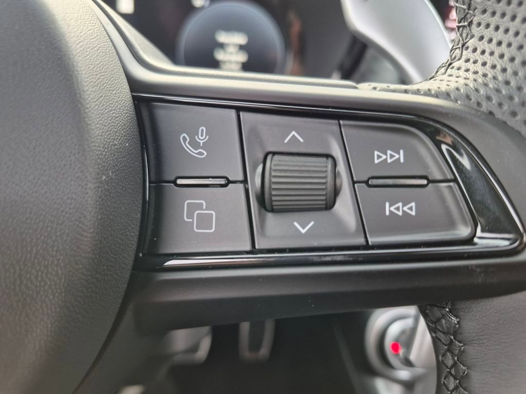 New 2025 Alfa Romeo Tonale w/ Premium Package AWD/4WD image 19