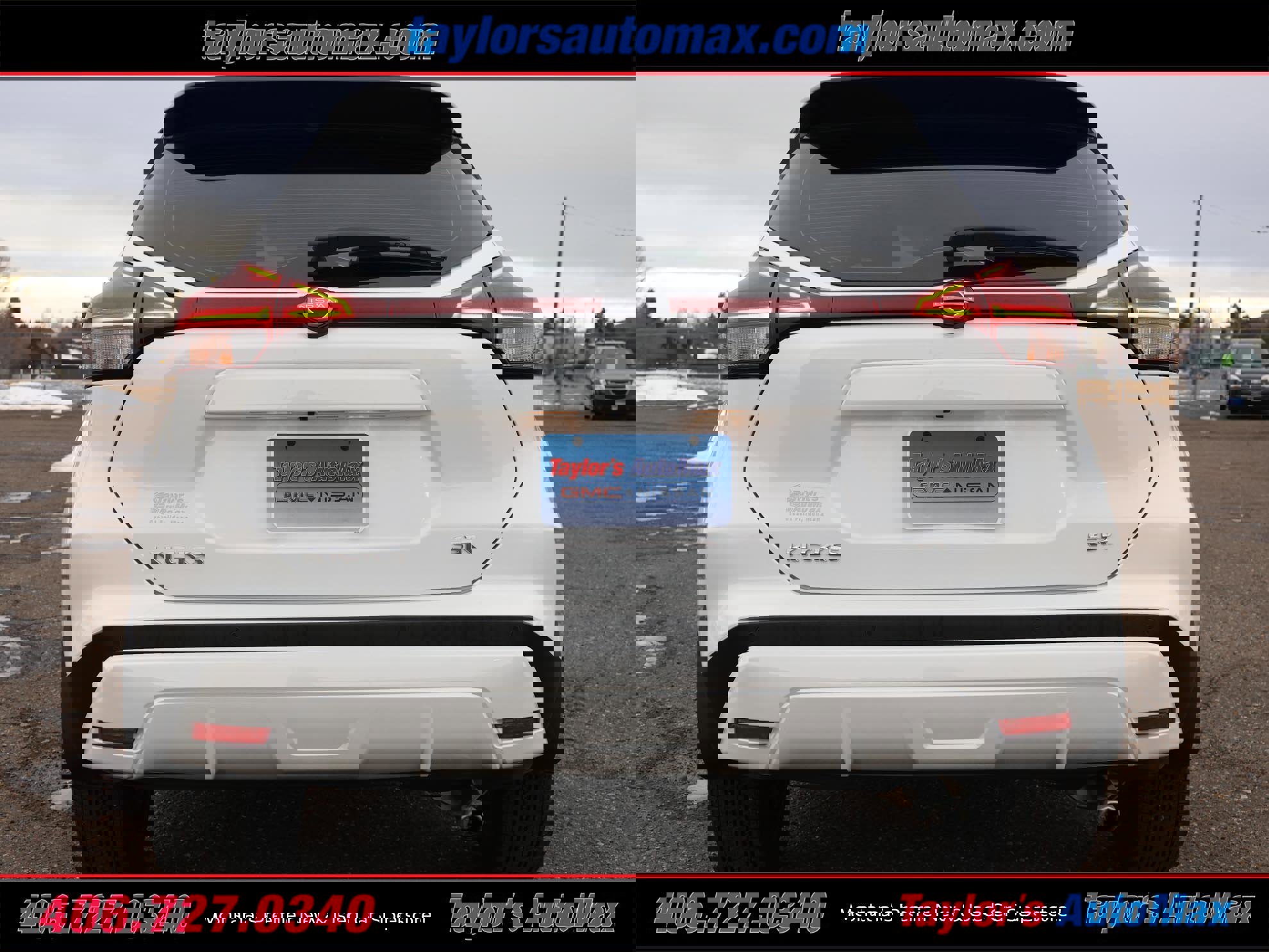 Used 2024 Nissan Kicks SR w/ Interior Electronics Package image 35