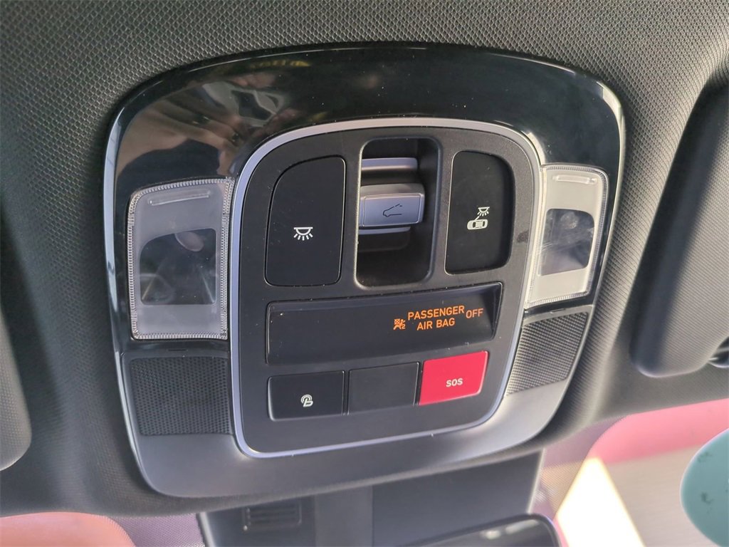 Used 2023 Hyundai Santa Cruz SEL Premium image 23