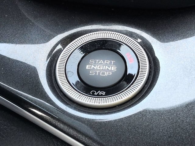 Certified 2022 Jeep Grand Cherokee L Laredo RWD image 31