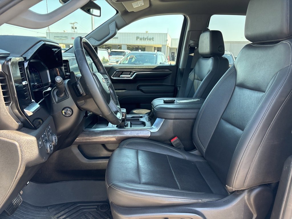 Used 2024 Chevrolet Silverado 1500 LTZ image 11