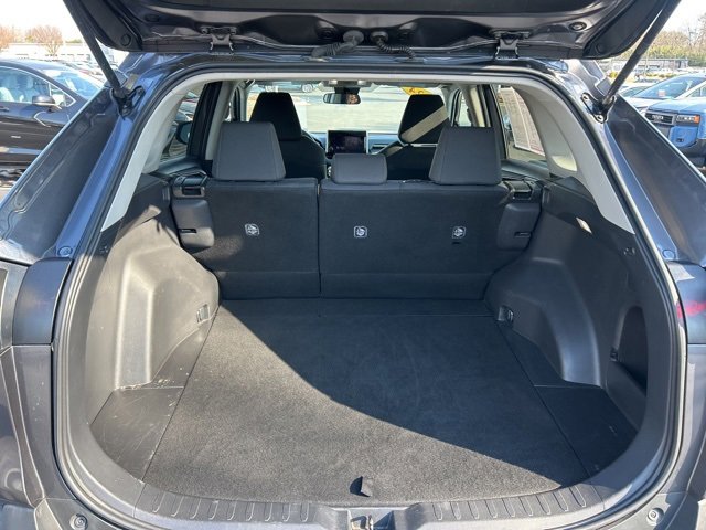 Used 2024 Toyota RAV4 LE image 8