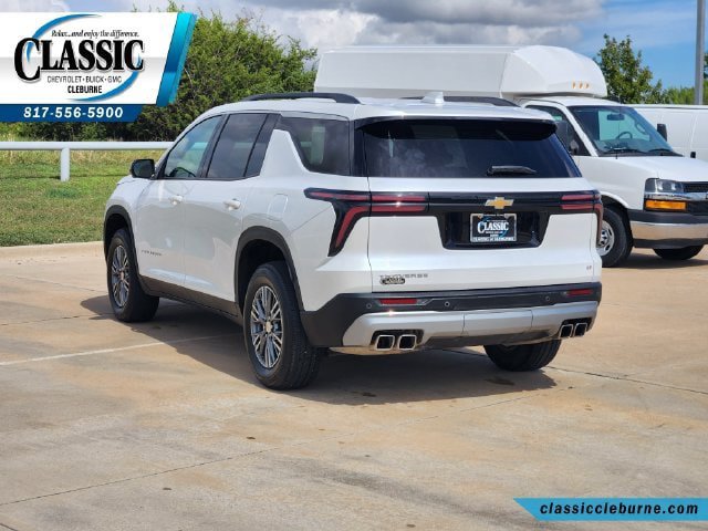 Used 2024 Chevrolet Traverse LT w/ LPO, Floor Liner Package FWD image 8