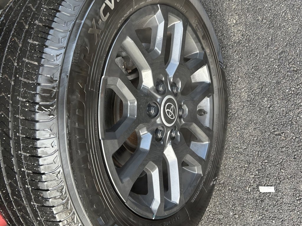 Used 2024 Toyota Tundra Platinum image 26