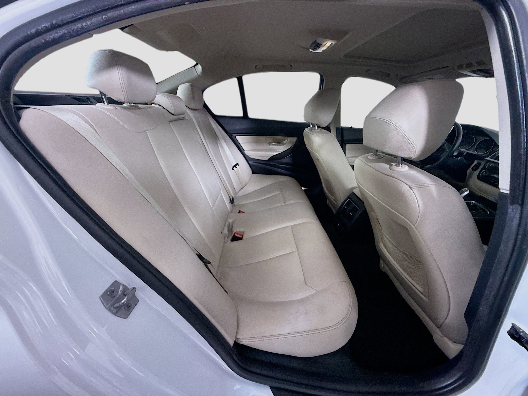 Used 2016 BMW 320i xDrive Sedan image 27