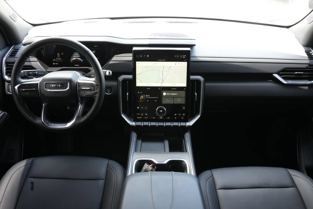 Used 2026 GMC Acadia Elevation w/ Elevation Premium Package FWD image 5