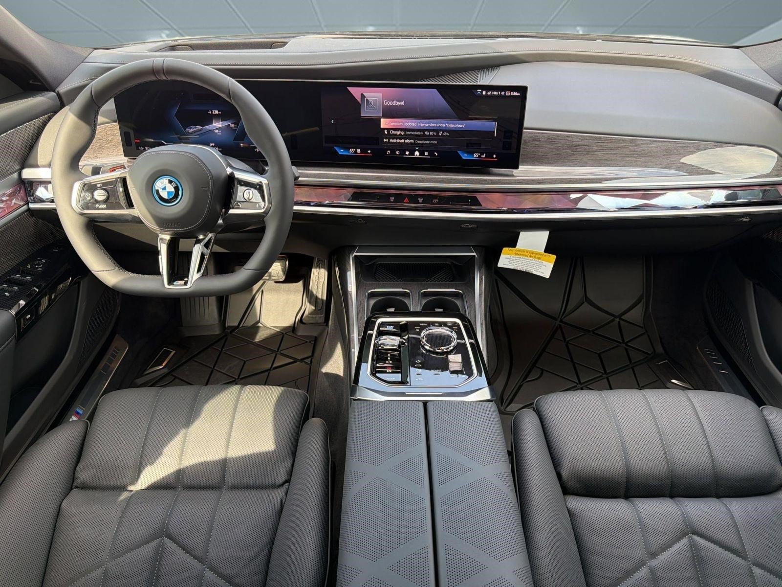 New 2026 BMW i7 xDrive60 AWD/4WD image 13