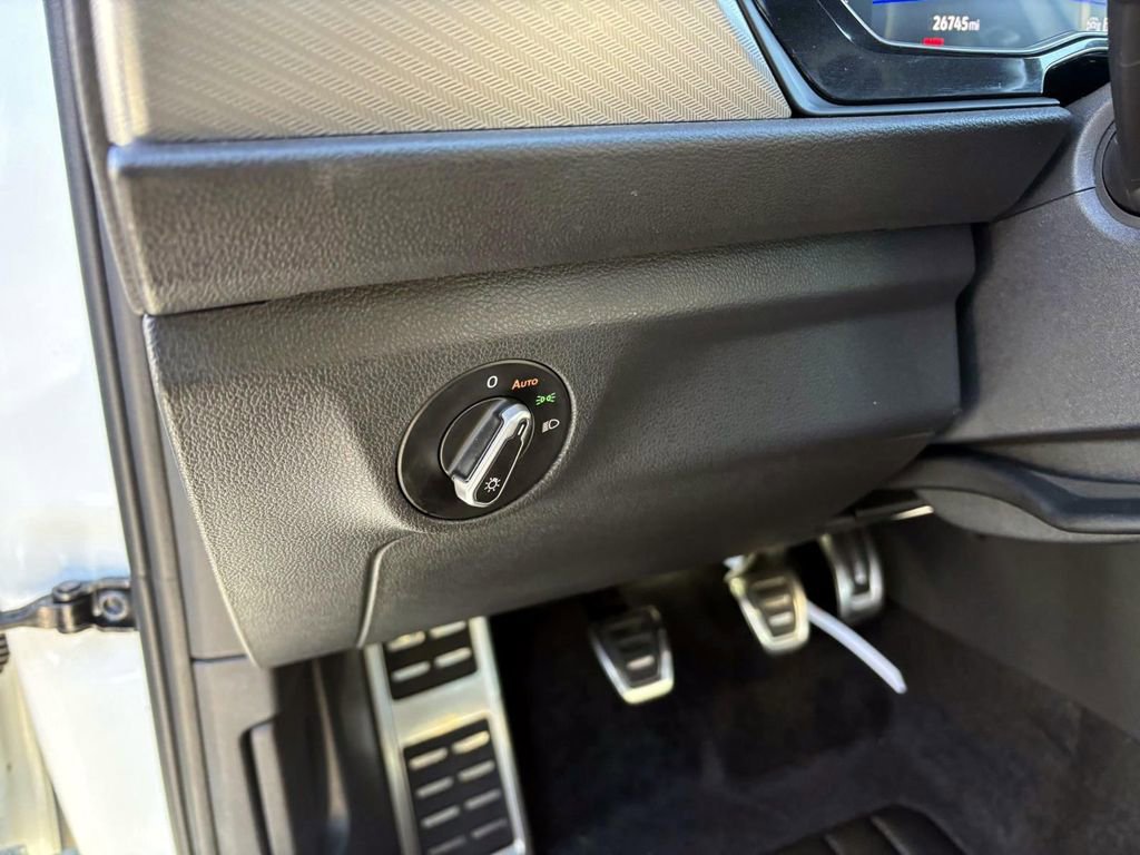 Used 2024 Volkswagen Jetta Sport image 13