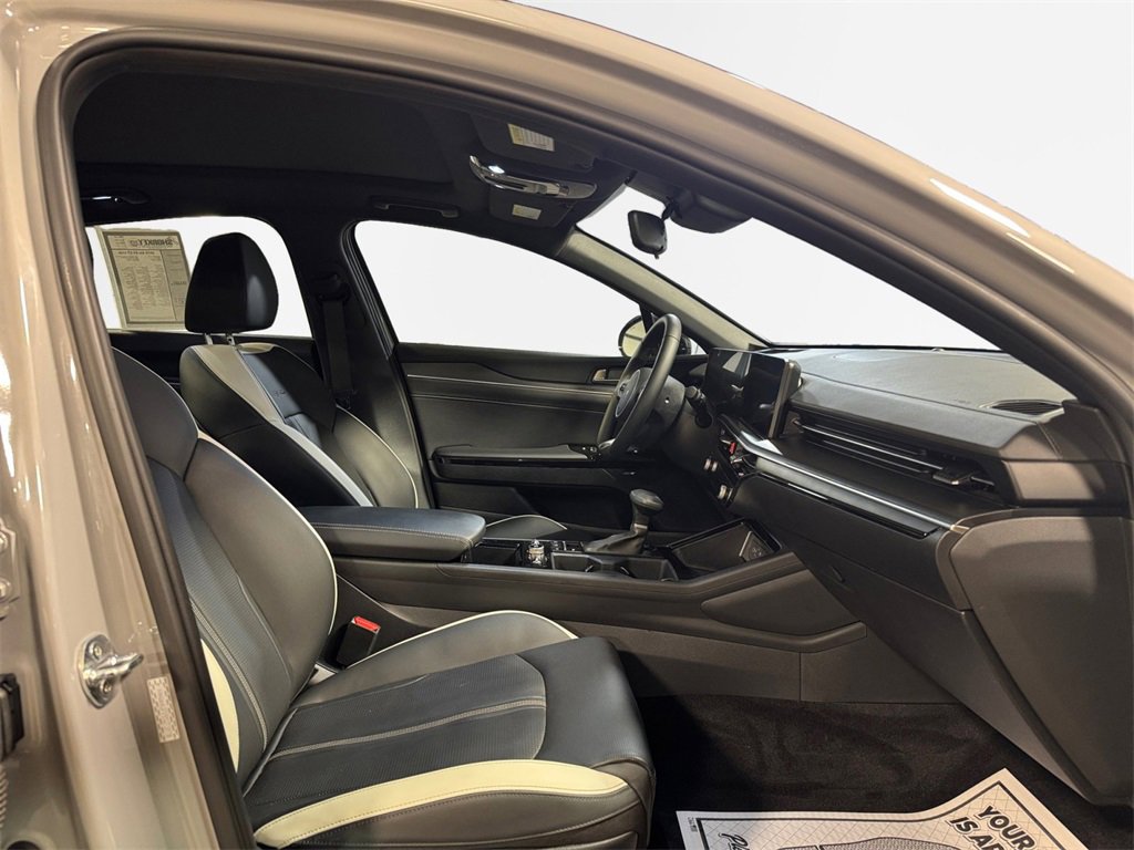Certified 2025 Kia K5 GT-Line w/ GT-Line Premium Package image 26