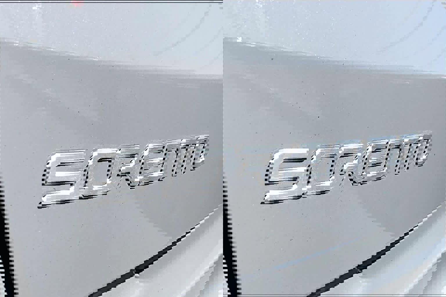 Used 2023 Kia Sorento SX image 31