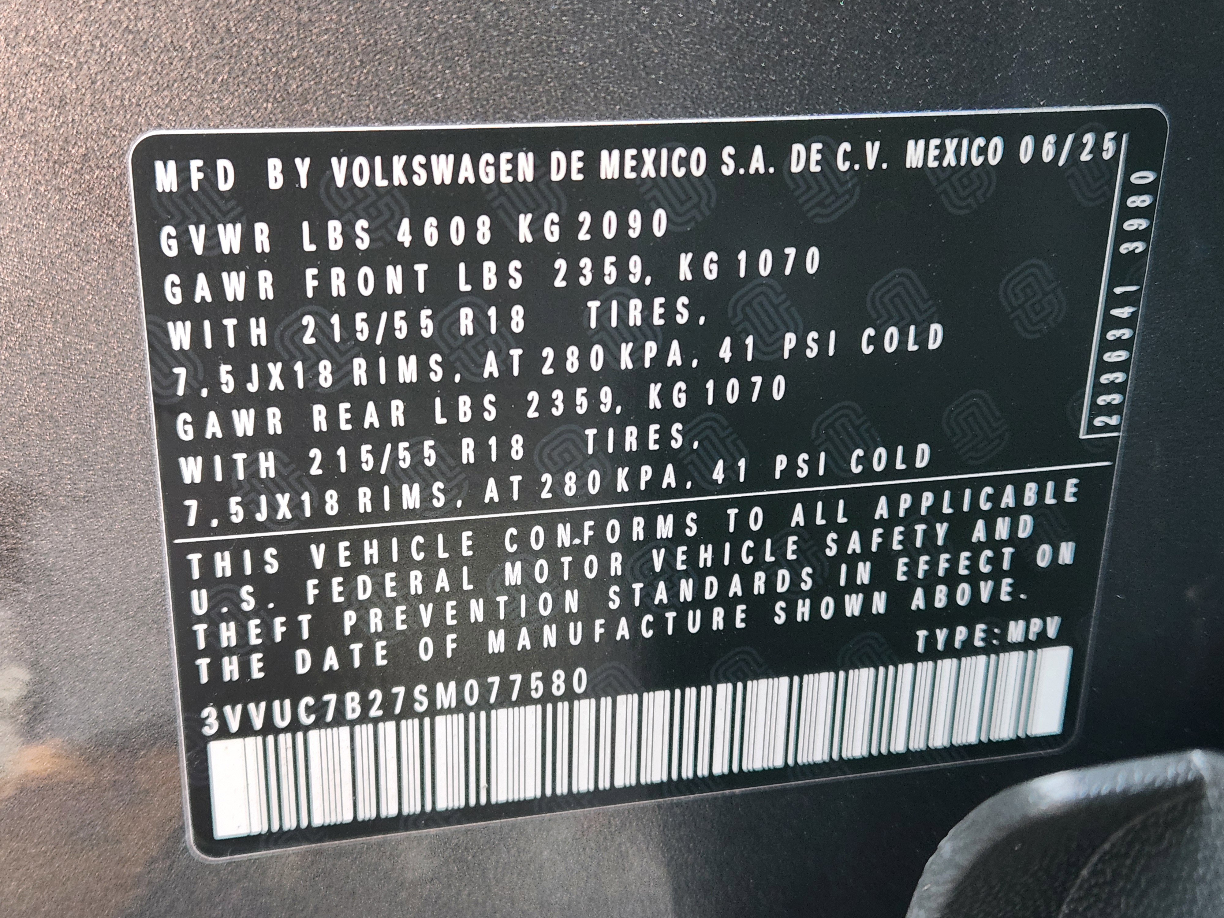 Used 2025 Volkswagen Taos SE image 28