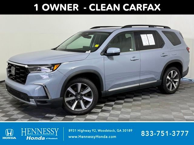 Used 2025 Honda Pilot Touring image 1