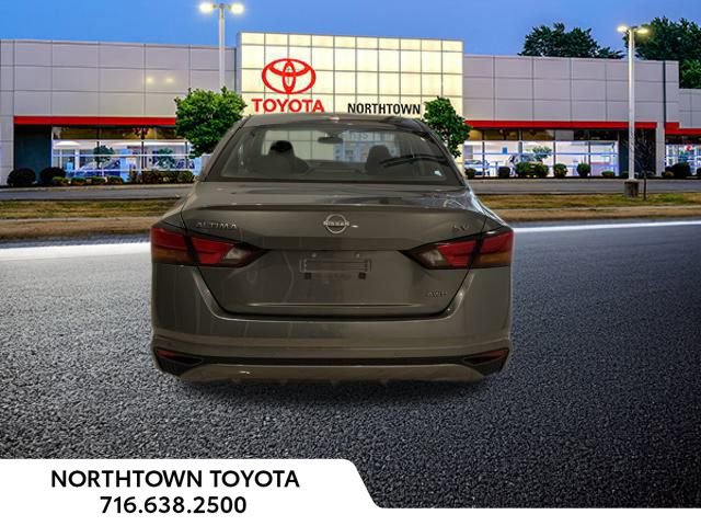 Used 2024 Nissan Altima 2.5 SV image 26