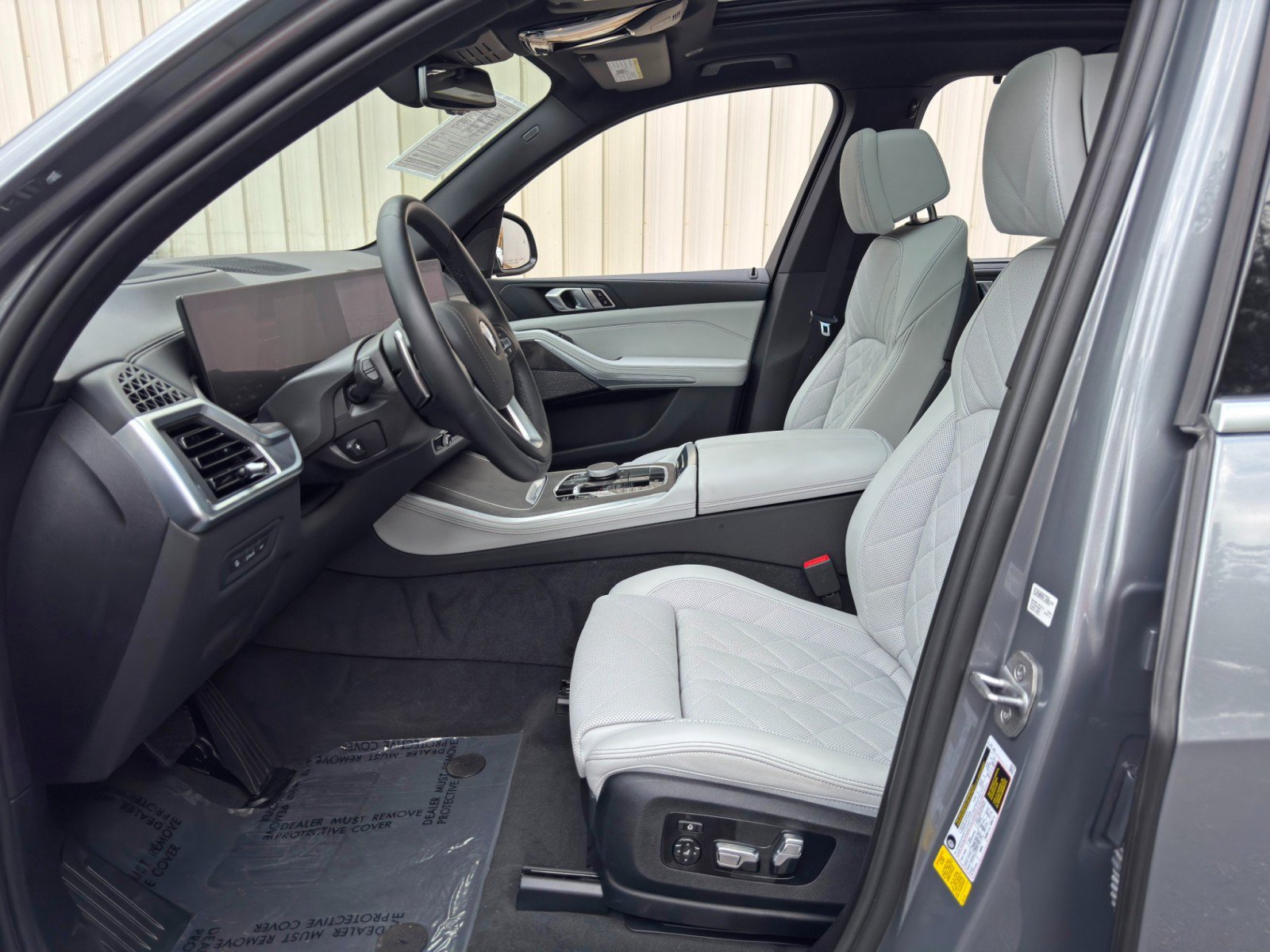 Used 2024 BMW X5 sDrive40i w/ Premium Package RWD image 17