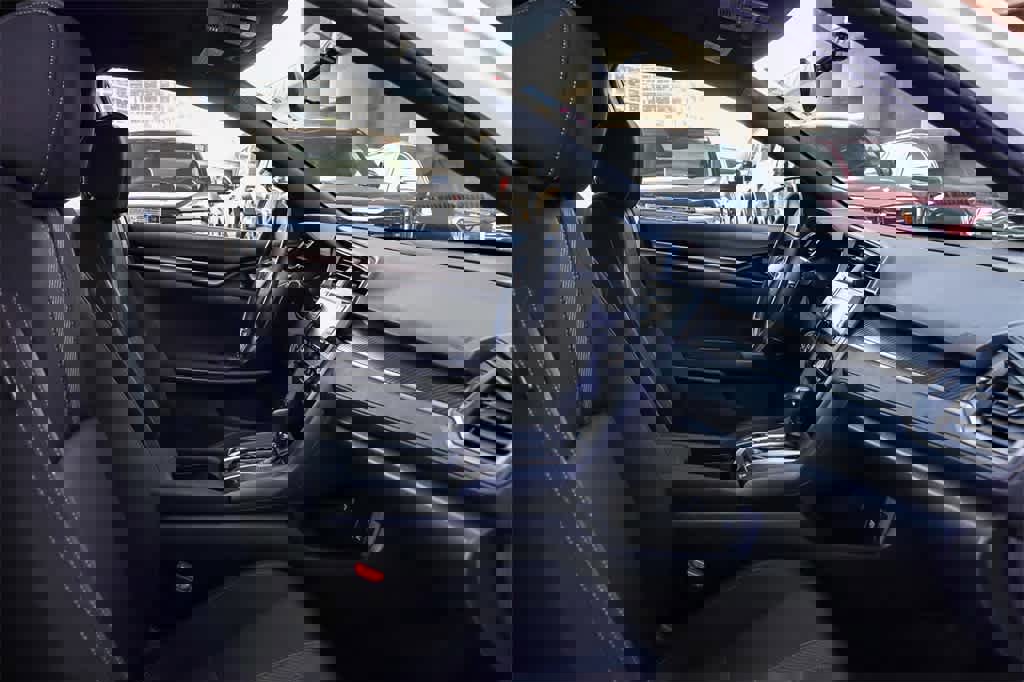 Used 2017 Honda Civic Sport image 17