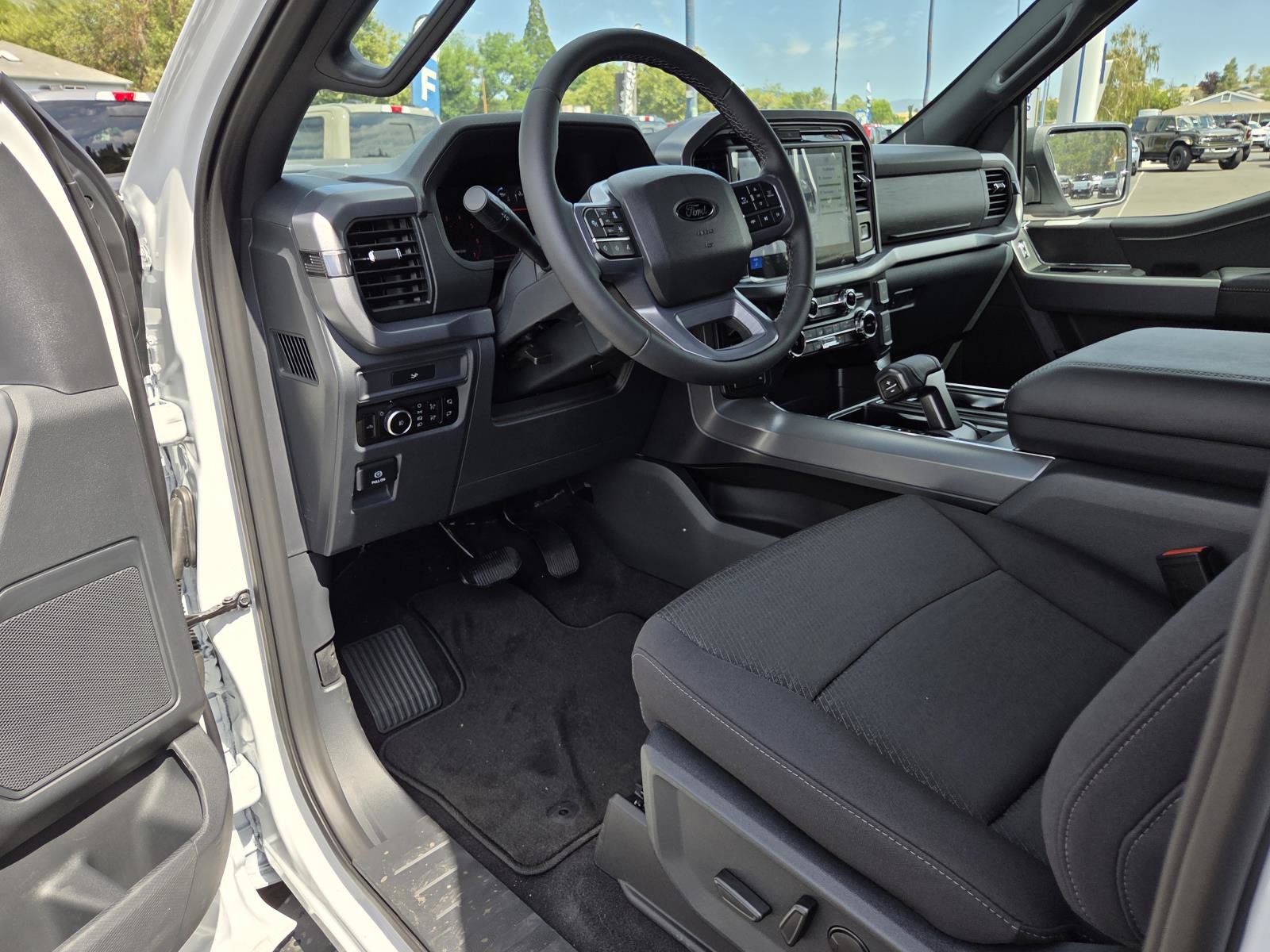 New 2026 Ford F150 XLT w/ Equipment Group 302A MID AWD/4WD image 15