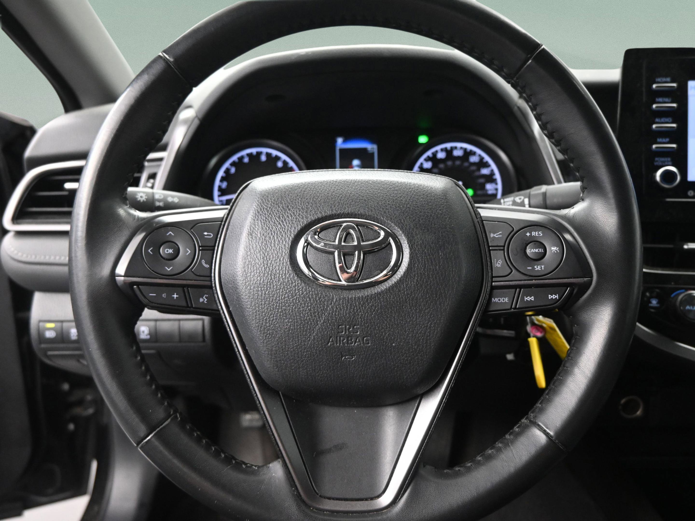 Used 2024 Toyota Camry SE FWD image 27
