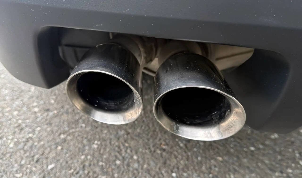 Used 2014 Chevrolet Camaro SS w/ RS Package image 26