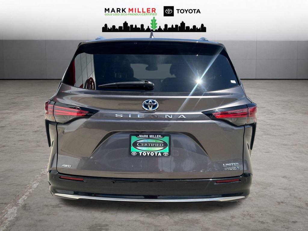 Certified 2023 Toyota Sienna Limited AWD/4WD image 4