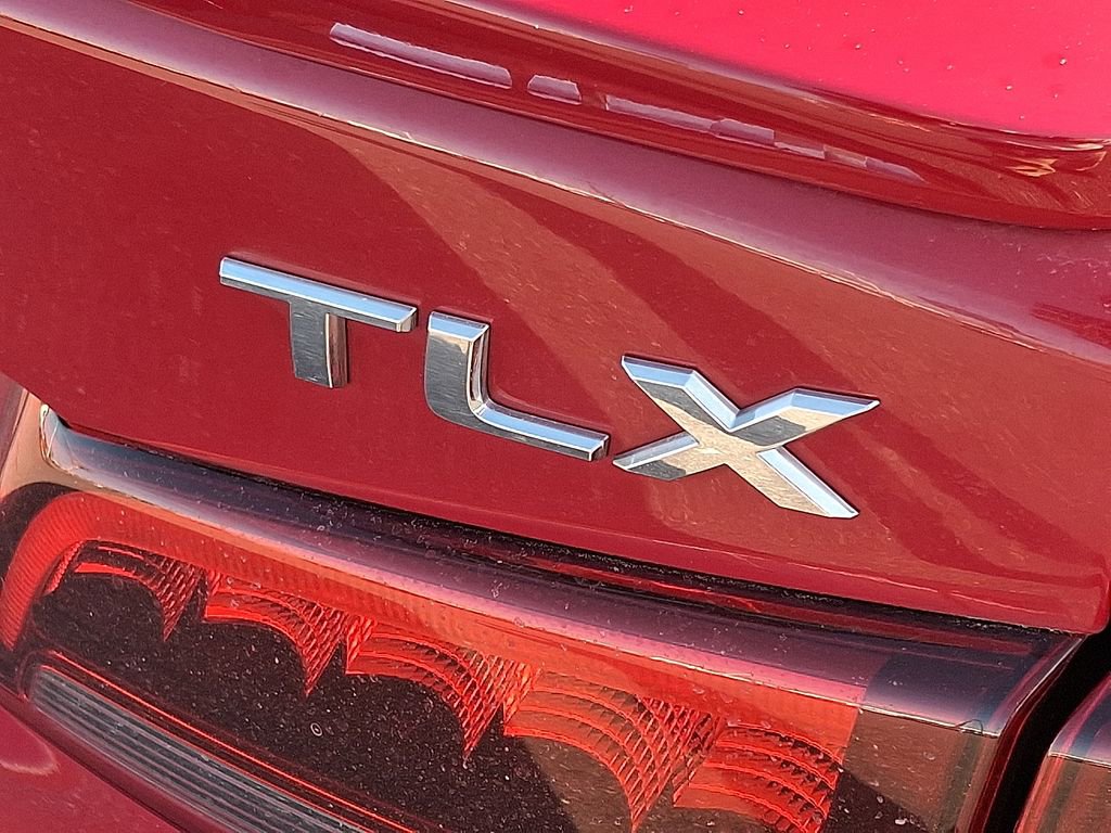 Used 2017 Acura TLX image 32