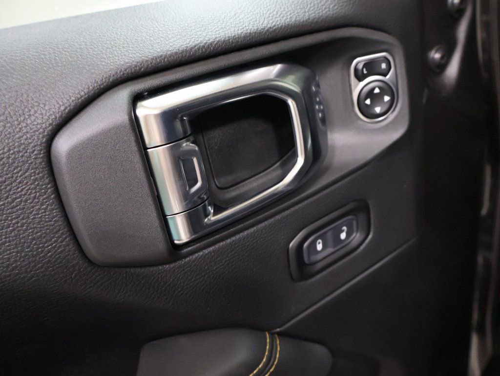 New 2025 Jeep Wrangler Sahara image 12