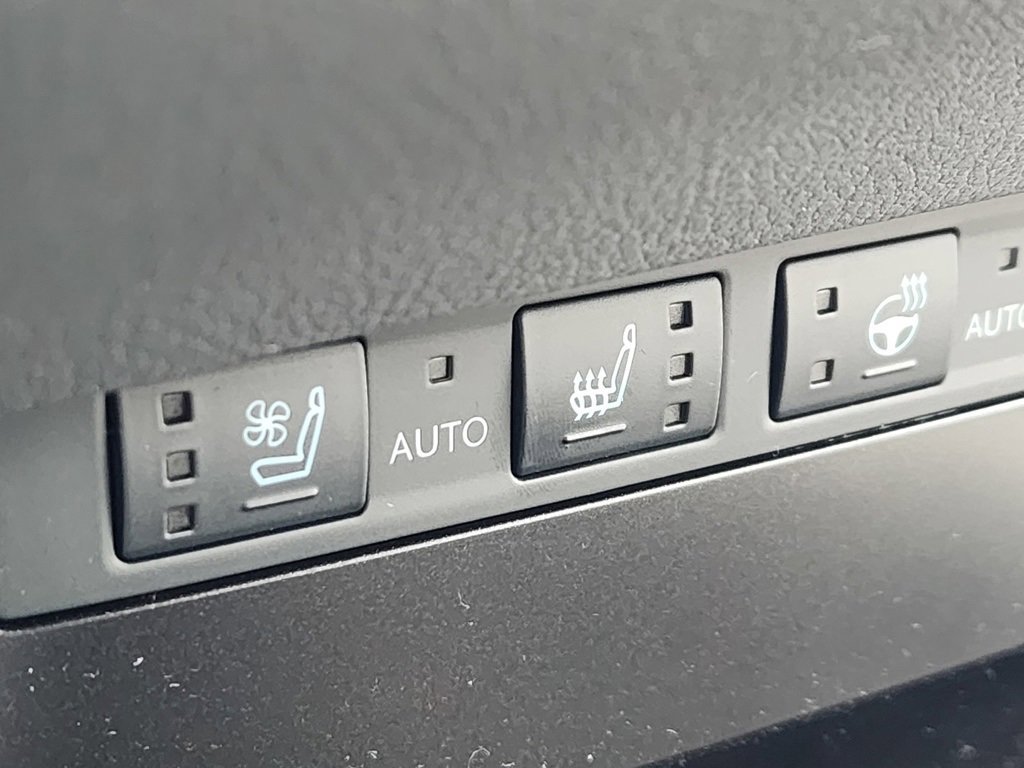 Certified 2025 Lexus ES 350 F Sport image 12