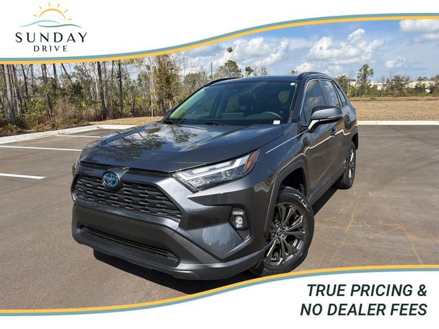 Used 2022 Toyota RAV4 XLE Premium image 1