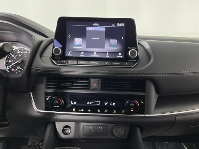 New 2026 Nissan Rogue SV w/ Cold Weather Package FWD image 25
