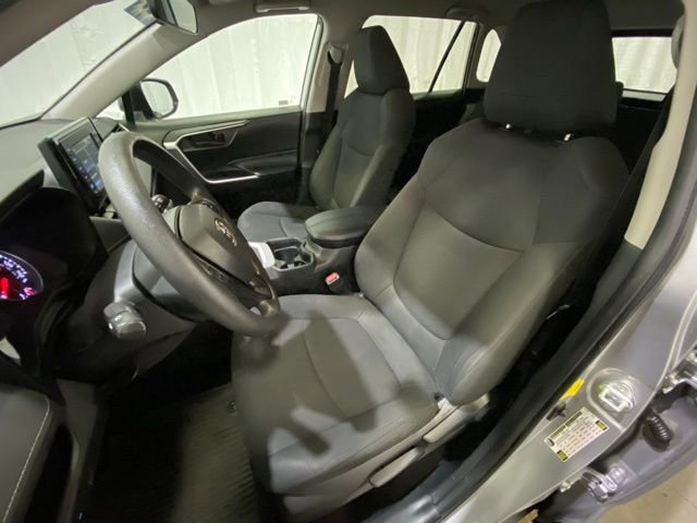 Used 2020 Toyota RAV4 LE w/ All Weather Liner Package image 10