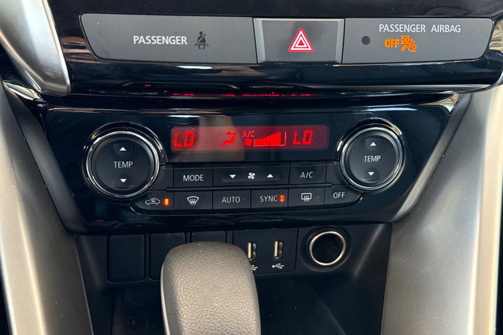 Used 2024 Mitsubishi Eclipse Cross SE AWD/4WD image 30