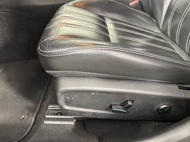 Used 2019 Chrysler 300 S AWD/4WD image 20