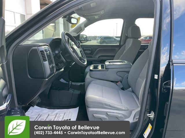 Used 2018 Chevrolet Silverado 1500 Custom w/ Custom Value Package AWD/4WD image 11